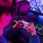 Онлайн игры: мир виртуальных приключений и общения